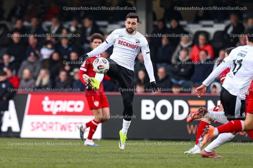 xKWIx01022601026 | 01.02.2026, xKWIx, Fußball, 3. Liga, SC Verl - VfB Stuttgart II, Sportclub Arena: Berkan Taz (SC Verl #10) Photo: xKamilxWilkowskixPressefotoKochx