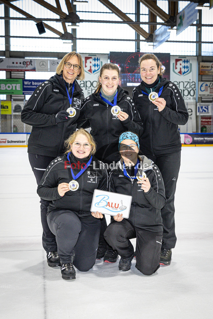 Europacup 2025 Winter Damen/Herren Finaltag  20251123 | Europacup 2025 Winter Damen/Herren Finaltag, , 20251123,,2025-11-23 in Peiting (Eisstadion Peiting), Ulrike LACHENMAYER, Leonie BICHLER, Christina DRECHSLER, Franziska LINDNER, Sabine HIPPCopyright: WolfgangxLindner www.foto-lindner.de