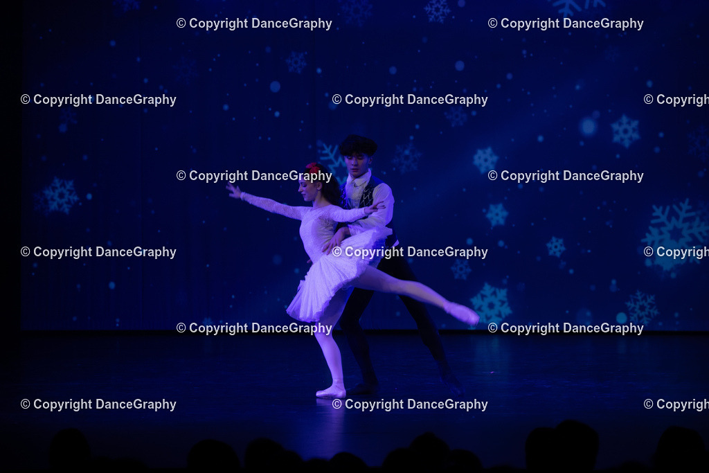 GPHY2447 | DanceGraphy - Realisiert mit Pictrs.com