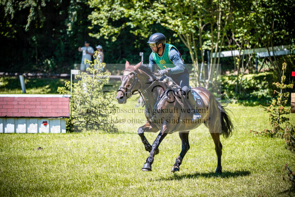 Vielseitigkeitsturnier Melle Oldendorf | Entdecke hochwertige Reitturnierfotos von Foto Oger. Professionell, emotional und authentisch – jetzt Lieblingsmomente im Shop bestellen.Deutschlandweite Turnierfotografie. - Realisiert mit Pictrs.com