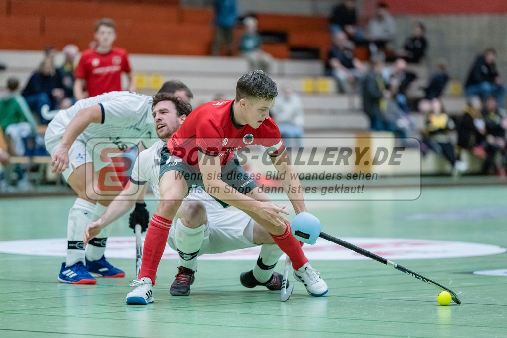 HK_20231216_107463 | 1. Bundesliga Herren  Crefelder HTC - Blau Weiß Köln am 16.12.2023 Sporthalle Glockenspitz, Krefeld , Julius Hayner ( Crefelder HTC #6 )