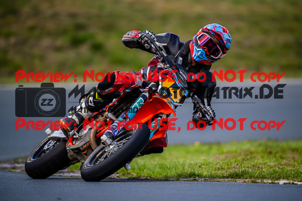 MaZZes_FotoMatrix_220904_8293 | S2