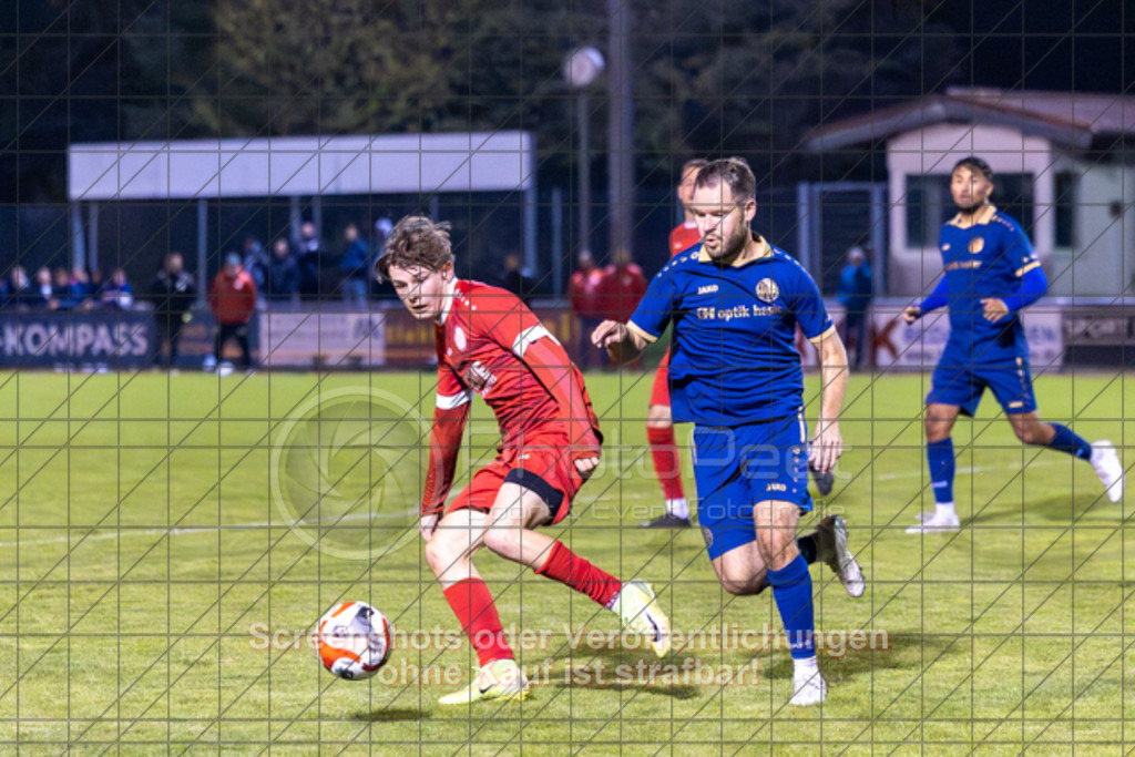 20251002_201631_0176 | #,1.FC Donzdorf (rot) vs. FV Faurndau (blau), Fußball, Bezirkspokal - Bezirk Neckar/Fils, 04. Runde, Saison 2025/2026, Rasenplatz Lautertal Stadion, Süßener Straße 16, 73072 Donzdorf, 02.10.2025 - 19:30 Uhr,Foto: PhotoPeet-Sportfotografie/Peter Harich