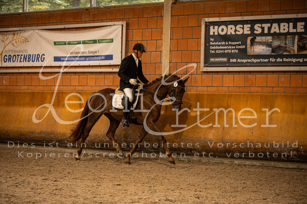 1Reiten00218 | Leoni Ertmer Photography - Realisiert mit Pictrs.com