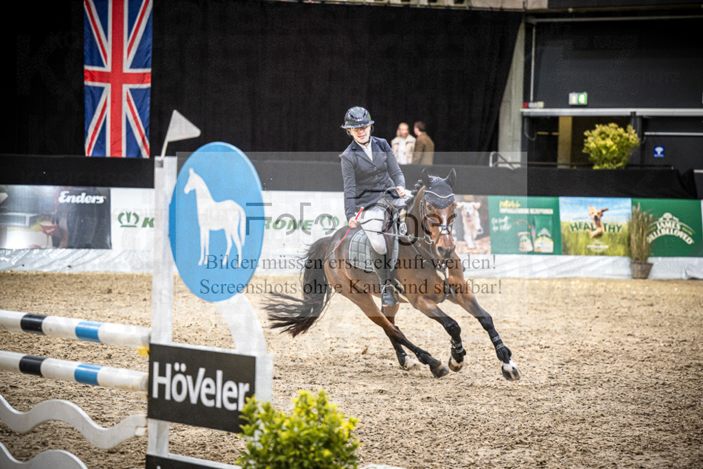 DOS_2804 | Entdecke hochwertige Reitturnierfotos von Foto Oger. Professionell, emotional und authentisch – jetzt Lieblingsmomente im Shop bestellen.Deutschlandweite Turnierfotografie. - Realisiert mit Pictrs.com