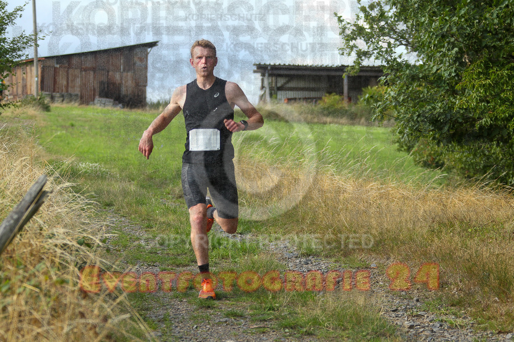 250801_1841_EV4_7455 | Sportfotografie im Rhein-Sieg Kreis, Köln, Bonn, NRW, Rheinland Pfalz, Hessen, etc. Unser Tätigkeitsfeld umfasst den Laufsport vom Volkslauf über den Marathon, Duathlon, Triathon bis zum Ultralauf wie Kölnpfad Ultra oder Schindertrail.