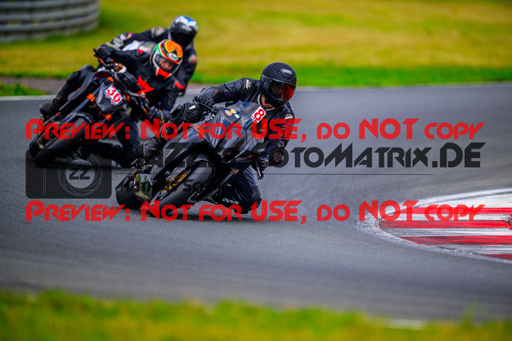 MaZZes_Fotomatrix_20250723_6007705_5923 | ROT