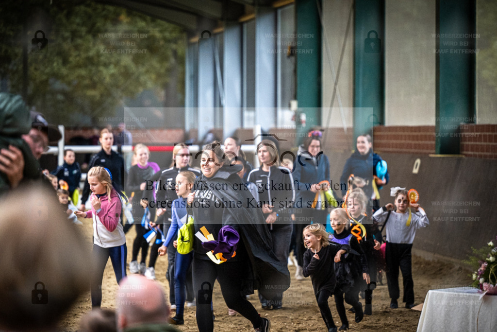 DOS_0469 | Entdecke hochwertige Reitturnierfotos von Foto Oger. Professionell, emotional und authentisch – jetzt Lieblingsmomente im Shop bestellen. - Realisiert mit Pictrs.com