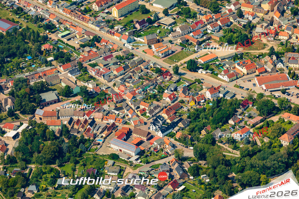 Luftaufnahme der Stadt Alsleben - Die Luftaufnahme wurde 2025 vom UL-Flugzeug heraus erstellt ( keine Drohne ) - Hochauflösende Luftaufnahme - für professionelle Ausdrucke geeignet. Die Geschenkidee !Hier alle&nbsp;Infos zur Lizenzierung der LuftaufnahmeWir fliegen auch dieses Jahr wieder in Ihre Region um Luftbilder zu erstellen.- Luftbild anfragen