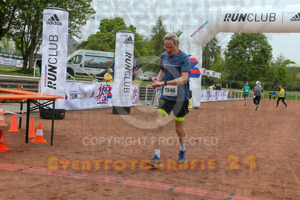 220501_1109_EX1_9841 | Sportfotografie im Rhein-Sieg Kreis, Köln, Bonn, NRW, Rheinland Pfalz, Hessen, etc. Unser Tätigkeitsfeld umfasst den Laufsport vom Volkslauf über den Marathon, Duathlon, Triathon bis zum Ultralauf wie Kölnpfad Ultra oder Schindertrail.
