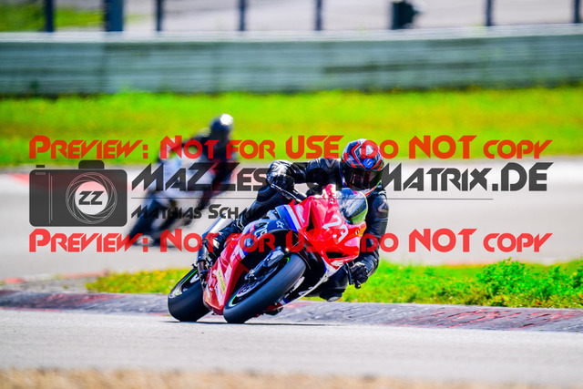 MaZZes_FotoMatrix_240911_6007705_8571 | ROT