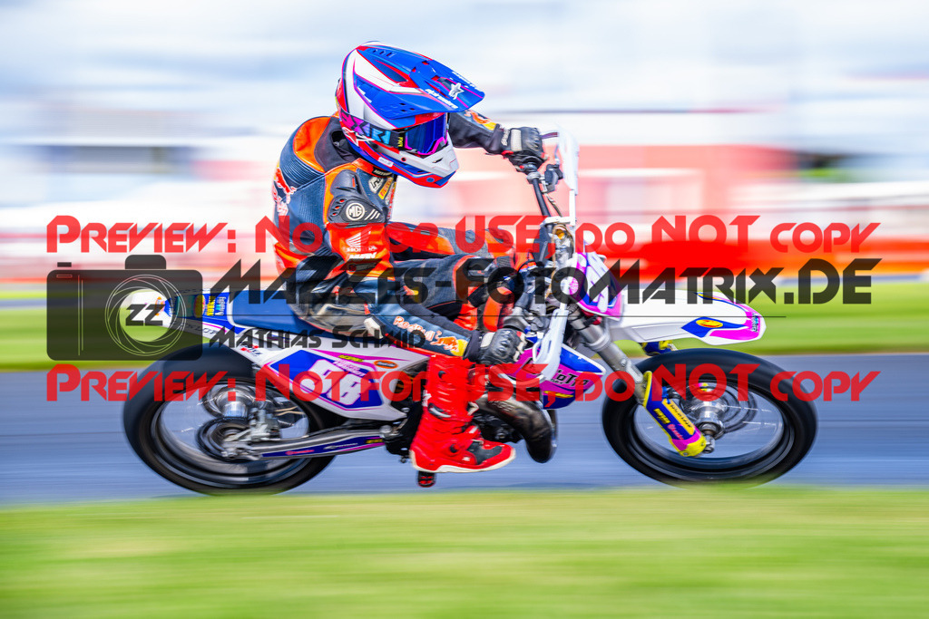 MaZZes_Fotomatrix_240713_6021986_5836 | ROOKIES