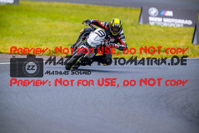 MaZZes_FotoMatrix_220521_9574 | Fotograf Mathias Schmid
Sportfotograf,
Eventfotograf,
Hochzeitsfotograf,
Portraitfotograf