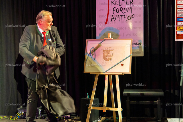 30 Jahre Städtepartnerschaft mit Bamberg und 30 Jahre Kultur Forum Amthof | Bildershop von pixelworld.at - Realisiert mit Pictrs.com