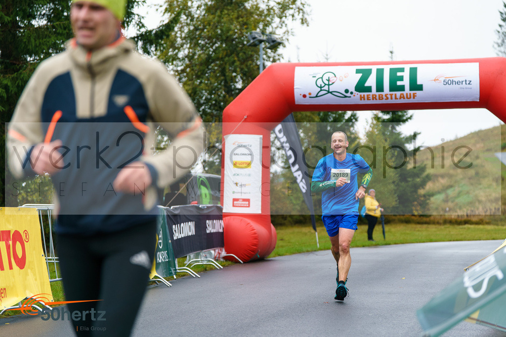 50Hertz-Zielbilder Herbstlauf | Rennsteig-Herbstlauf am 5. Oktober 2025 - Neuhaus/Rwg. nach Masserberg