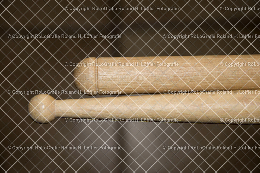 IMG_4024 | Ein Paar Trommelstöcke - Realisiert mit Pictrs.com