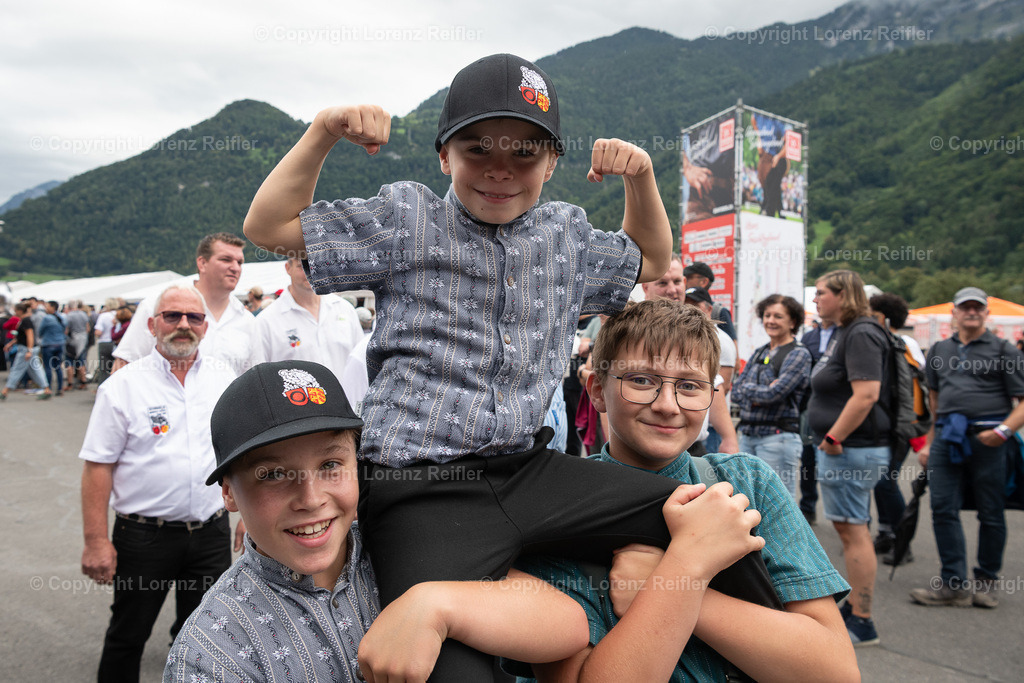 Schwingen -  ESAF Freitag Festumzug 2025 | Mollis, 29.8.25, Schwingen - ESAF Freitag Festumzug.