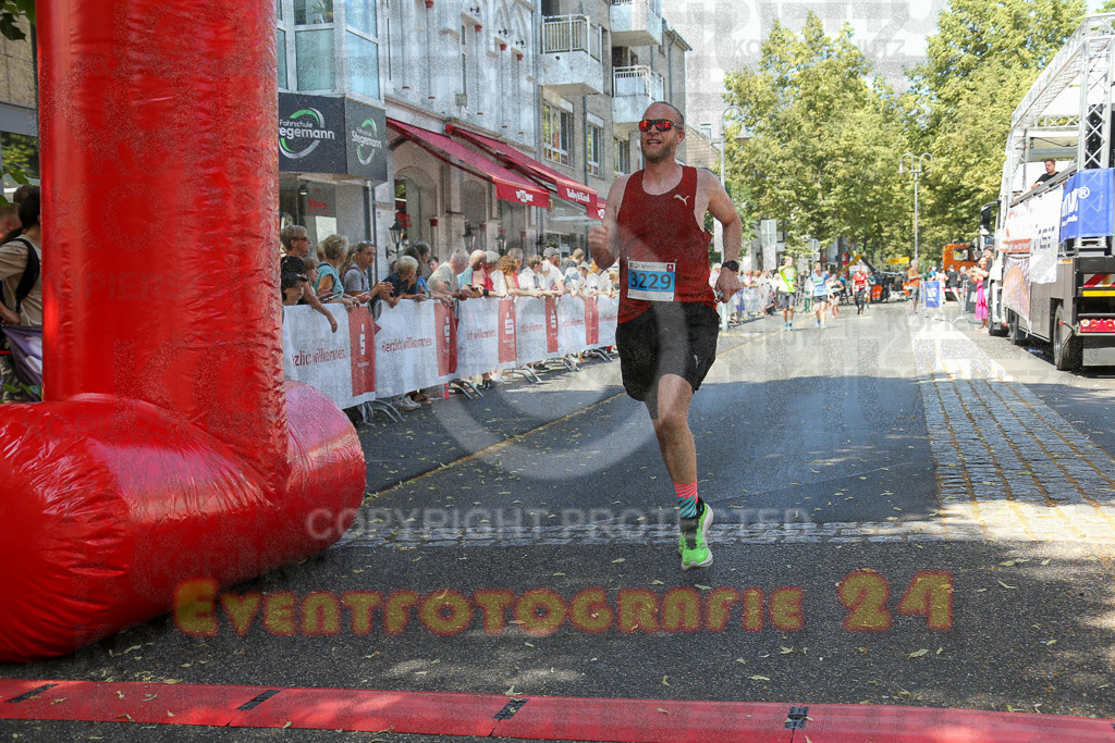 250621_1205_EX1_4856 | Sportfotografie im Rhein-Sieg Kreis, Köln, Bonn, NRW, Rheinland Pfalz, Hessen, etc. Unser Tätigkeitsfeld umfasst den Laufsport vom Volkslauf über den Marathon, Duathlon, Triathon bis zum Ultralauf wie Kölnpfad Ultra oder Schindertrail.
