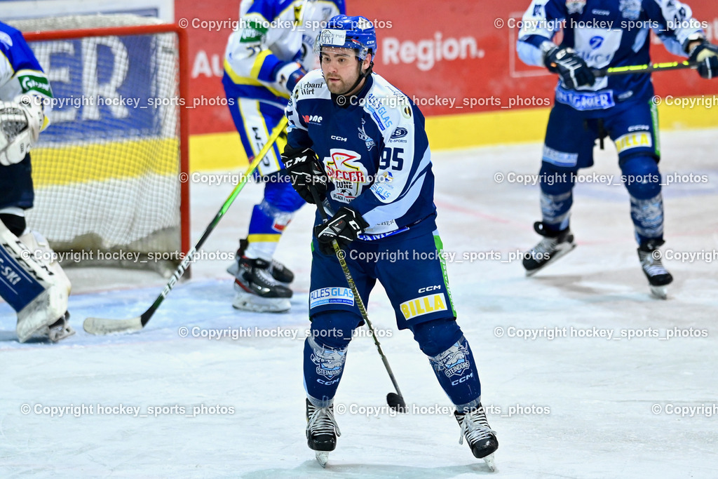 ESC Soccerzone Steindorf vs. UECR Huben  | #95 Gelfanov Ruslan ESC Steindorf, ESC Soccerzone Steindorf vs. UECR Huben , ESC Soccerzone Steindorf vs. UECR Huben  am 11.01.2025 in Steindorf (Ossiachersee Halle), Austria, (Photo by Bernd Stefan)