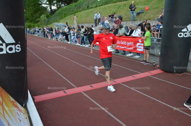 19-37-49_ | Meisterchip Fotoshop - Realisiert mit Pictrs.com