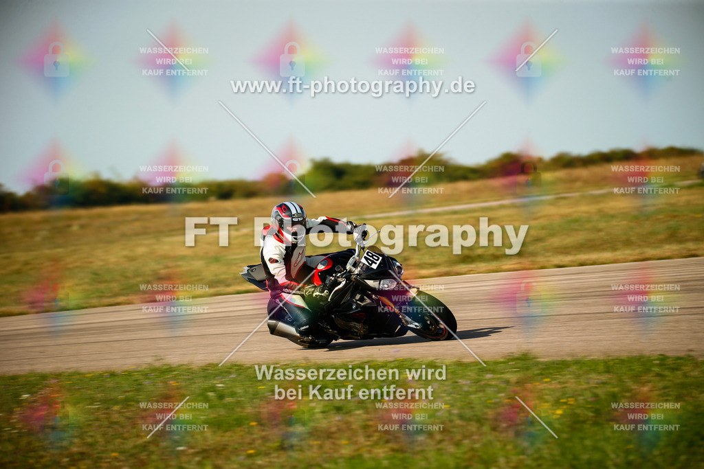 _MOT5825 | Hier findet Ihr Bilder von Touristenfahrten auf der Nürburgring Nordschleife oder von anderen Veranstaltungen die ich besucht habe. Viel Spass beim Durch Schauen 