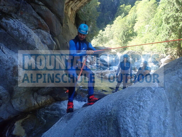 P9220003 | Bestelle die Bilder deines Berg- oder Wasser-Abenteuers mit Mountain Sports bequem von zu Hause aus direkt über unseren Online Fotoshop von pictrs.com. - Realisiert mit Pictrs.com