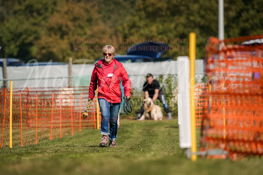 20250928_Hunderennen-634 | MuT (Mensch und Tier) mit Mona - Fotografie und Tierkommunikation - Realisiert mit Pictrs.com