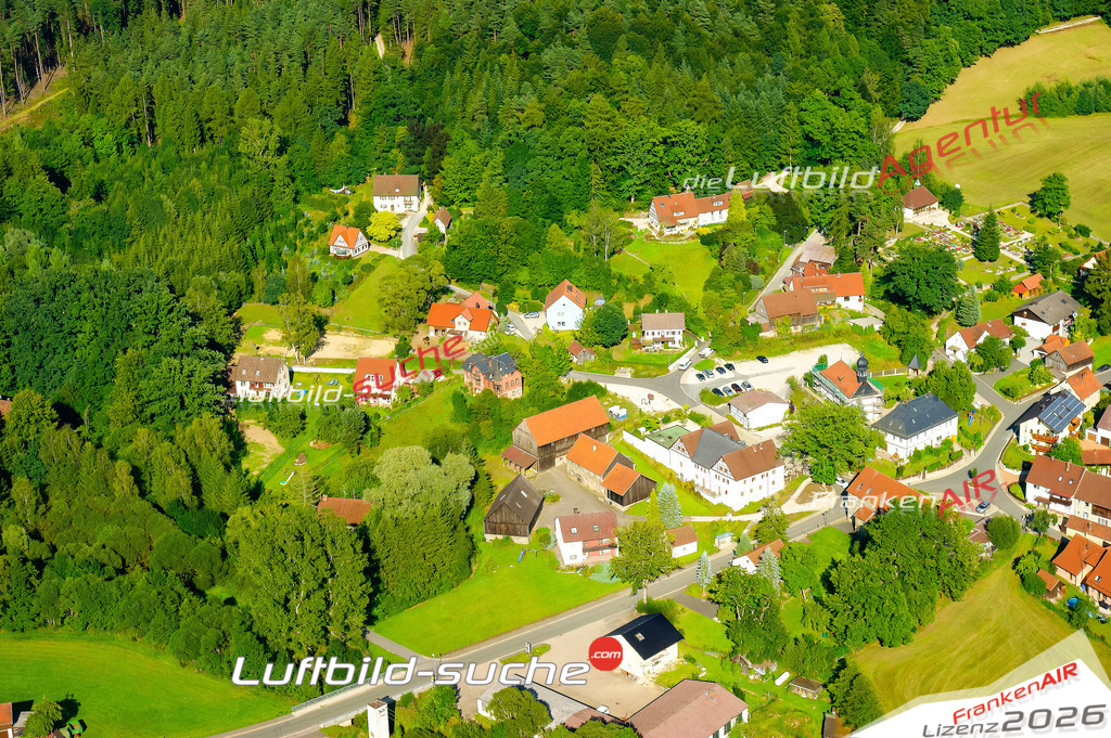 Die Luftaufnahme der Stadt Mistelgau wurde vom UL-Flugzeug heraus erstellt ( keine Drohne )- hohe Auflösung für beste Qualität