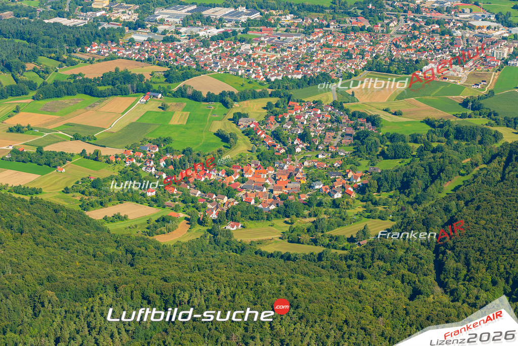 Luftaufnahme Ellenbach Hersbruck - Die Luftaufnahme wurde 2025 vom UL-Flugzeug heraus erstellt ( keine Drohne ) - Hochauflösende Luftaufnahme - für professionelle Ausdrucke geeignet. Die Geschenkidee !Mit Lizenz und Bildrechte bestellbar