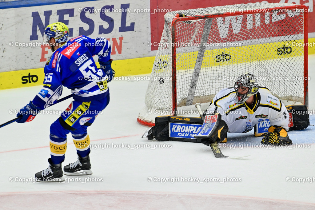 EC IDM Wärmepumpen VSV vs. HC Pustertal 8.10.2023 | Tor EC VSV, #55 SABOLIC Robert EC VSV,  #1 SMITH Jacob HC Pustertal, EC IDM Wärmepumpen VSV vs. HC Pustertal 8.10.2023, EC IDM Wärmepumpen VSV vs. HC Pustertal am 08.10.2023 in Villach (Stadthalle Villach), Austria, (Photo by Bernd Stefan)