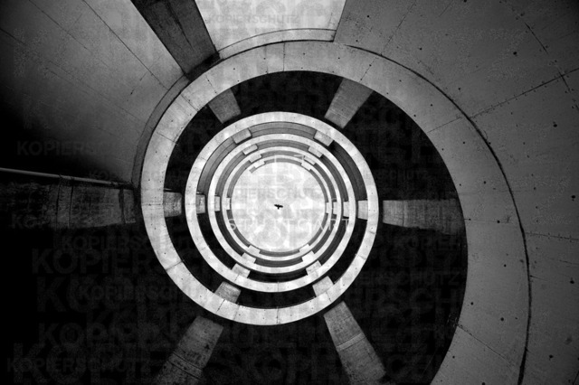 _DSC1763-Bearbeitet | "Entdecken Sie atemberaubende Bilder von Stuttgart im Fotowerk Stuttgart! Kaufen Sie hochwertige Fotos auf Leinwand oder laden Sie digitale Downloads für Ihre Wohnung oder Büros herunter.  - Realisiert mit Pictrs.com