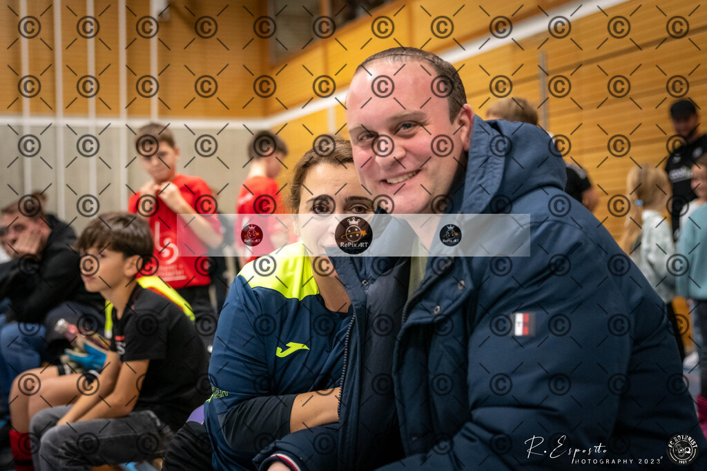 20231203_FCR_Hallenturnier_D__005 | Sport und Naturfotografie von Roberto Esposito zeigt echte Momente Bewegung und die Schönheit der Natur. Ausdrucksstarke Bilder schaffen Emotionen.