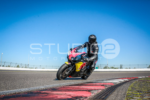 0025-240625_NR-008_25 | Deine Full-Service-Agentur für ✔️Videoproduktionen und ✔️Motorsportfotografie Jetzt Angebot anfragen!