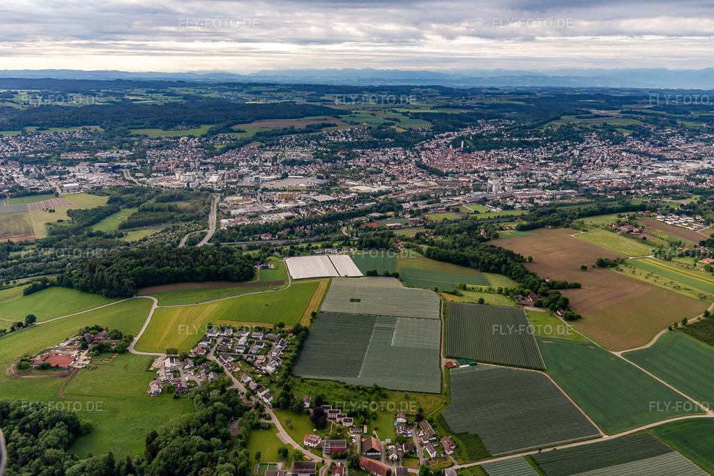 Stadtansicht aus Nordosten | Luftbild: Stadtansicht aus Nordosten in Ravensburg im Bundesland Baden-Württemberg in Deutschland. Foto: IMG_131921.jpg vom 26.05.2022 durch ©2025 Werner Riehm fly-foto.de/copyright - Realisiert mit Pictrs.com