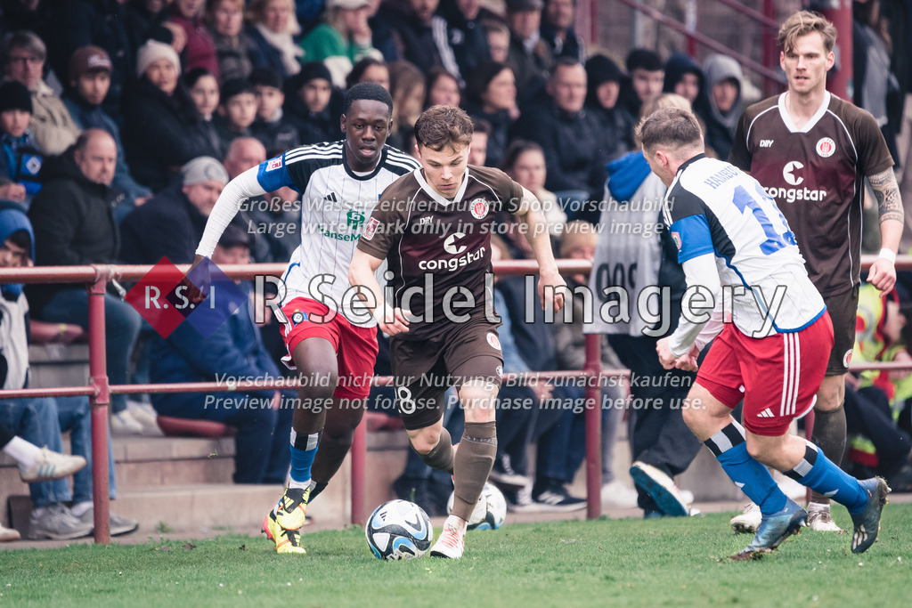 RS-1-035510 | Jannis Turtschan (#28, FCSP), Elijah Krahn (#21, HSV II)