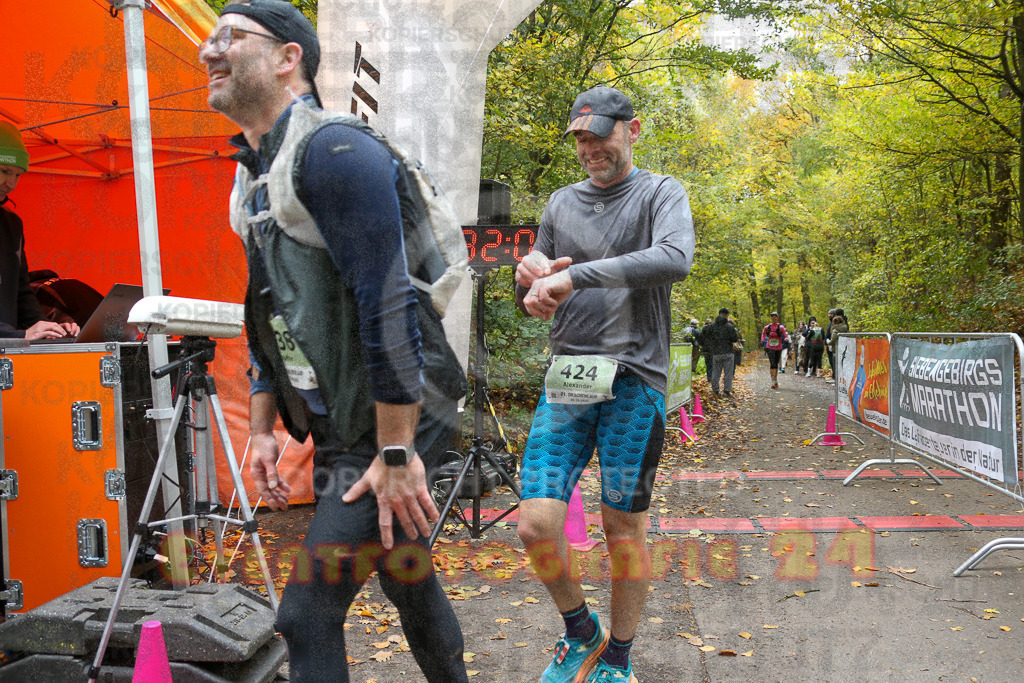 251026_1333_EX1_3636 | Sportfotografie im Rhein-Sieg Kreis, Köln, Bonn, NRW, Rheinland Pfalz, Hessen, etc. Unser Tätigkeitsfeld umfasst den Laufsport vom Volkslauf über den Marathon, Duathlon, Triathon bis zum Ultralauf wie Kölnpfad Ultra oder Schindertrail.