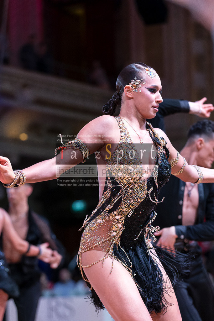 20240706_WDSF_WO_Latin_8956 | Tanzsportbilder, Standardtanz, Lateintanz, WDSF, DTV, LTVB, dancecomp, goc, hessen tanzt, blaues band der spree, walzer, tango, wiener walzer, slowfox, quickstepp, samba, rumba, cha-cha-cha, paso doble. jive, hd-kroft photography, turniertanzsport