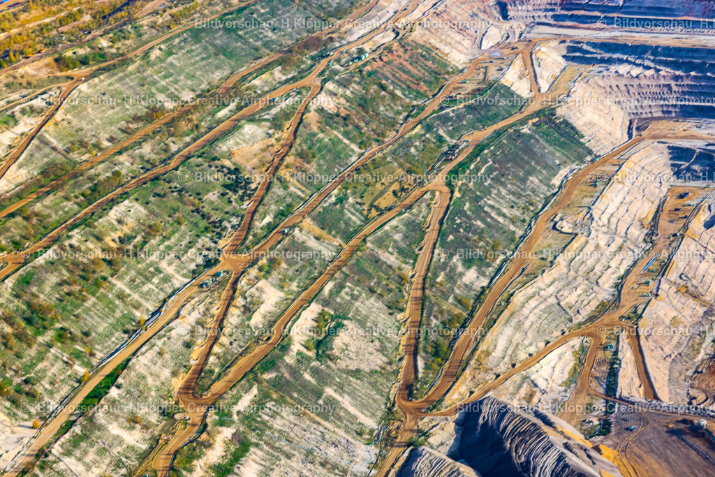 Luftbild-Niederzier-Tagebau Hambach-8289 | Luftbildfotografie Hermann Klöpper - Realized with Pictrs.com