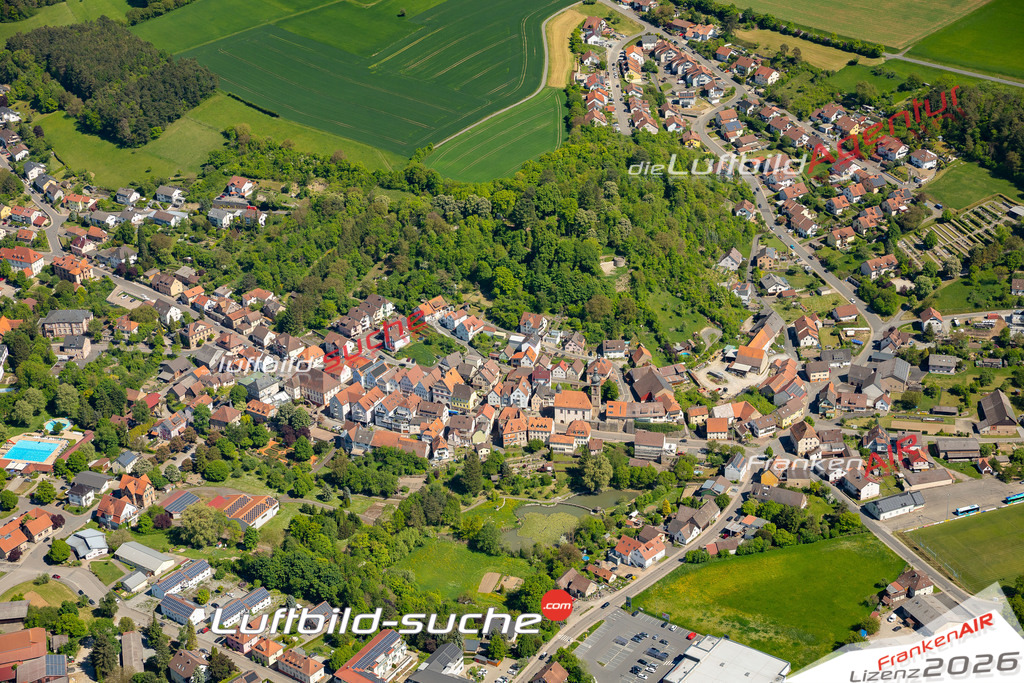 Luftaufnahme der Stadt Boxberg - Die Luftaufnahme wurde 2025 vom UL-Flugzeug heraus erstellt ( keine Drohne ) - Hochauflösende Luftaufnahme - für professionelle Ausdrucke geeignet. Die Geschenkidee !Mit Lizenz und Bildrechte bestellbar