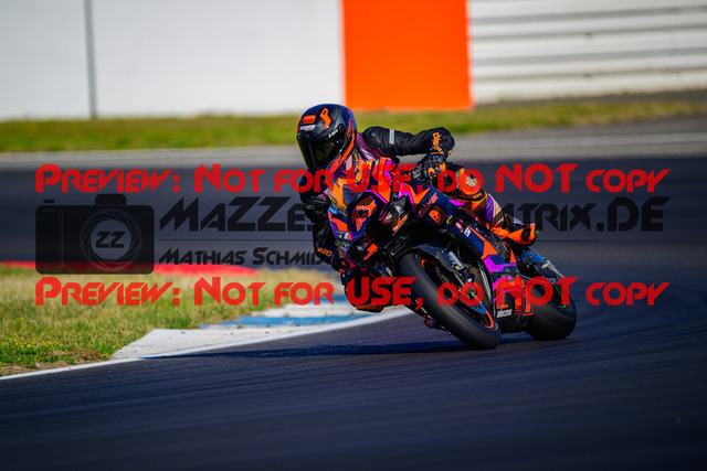 MaZZes_Fotomatrix_20250407_6007705_0919 | WEISS