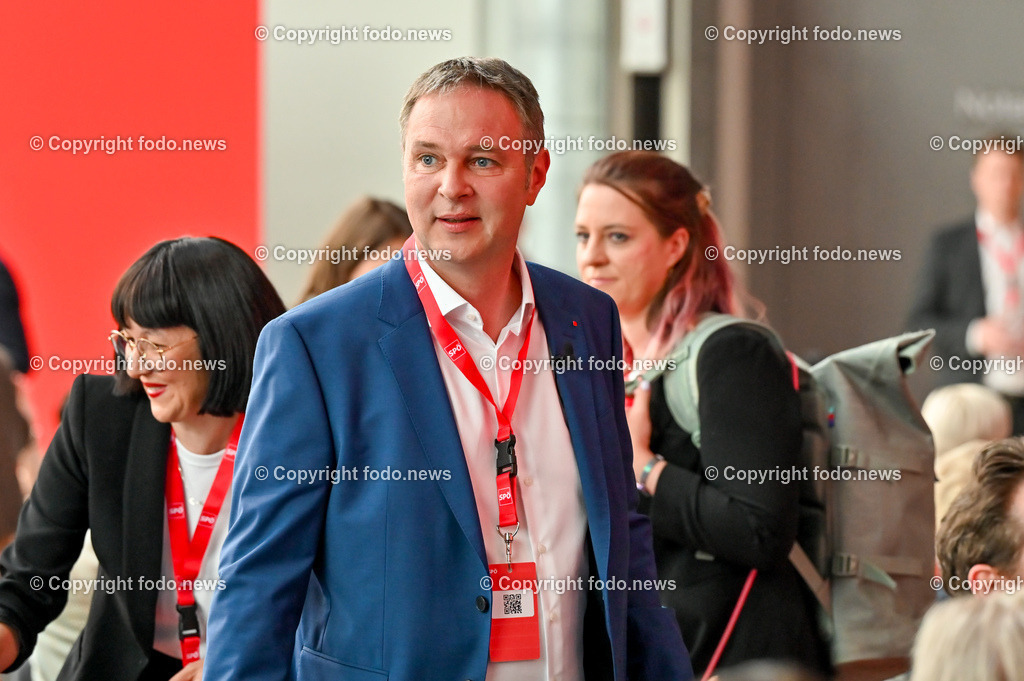 Bundesparteitag SPOE in Linz Design Center_ 03.06.2023-37 | 03.06.2023, Linz, AUT, Bundesparteitag SPOE in Linz Design Center, im Bild Andi Babler (SP, Bgm. Traiskirchen)