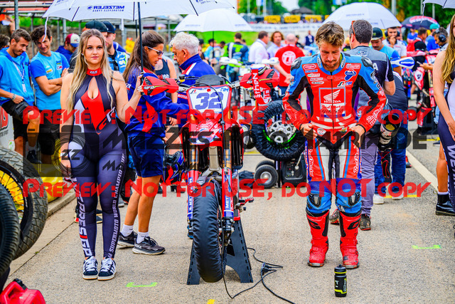 MaZZes_FotoMatrix_240818_6021986_7752 | S1