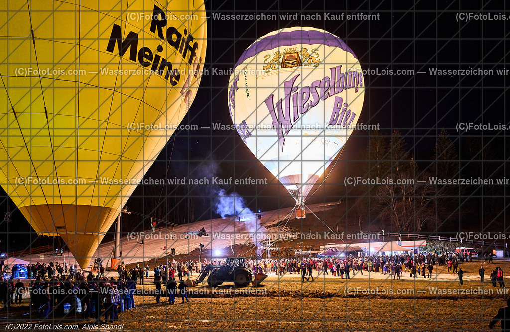 ALP0368_Nacht der Ballone_Lackenhof | (C)FotoLois.com, Alois Spandl, 'Nacht der Ballone' des Ballonclub ÖTSCHERLAND in Lackenhof/Weitental, gemeinsame Veranstaltung mit Tourismusverband ÖTSCHER, Mi 28. Dezember 2022.