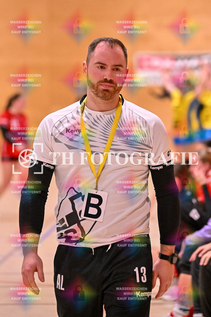 GER, SG Maulburg/Steinen - SV Allensbach 2, Frauen-Handball, Oberliga Suedbaden, 1. Spieltag, Saison 2024/2025, 28.09.2024 | André Leuchtmann (SG Maulburg Steinen, Trainer)GER, SG Maulburg/Steinen - SV Allensbach 2, Frauen-Handball, Oberliga Suedbaden, 1. Spieltag, Saison 2024/2025, 28.09.2024Foto: TH Fotografie/Thomas Hess