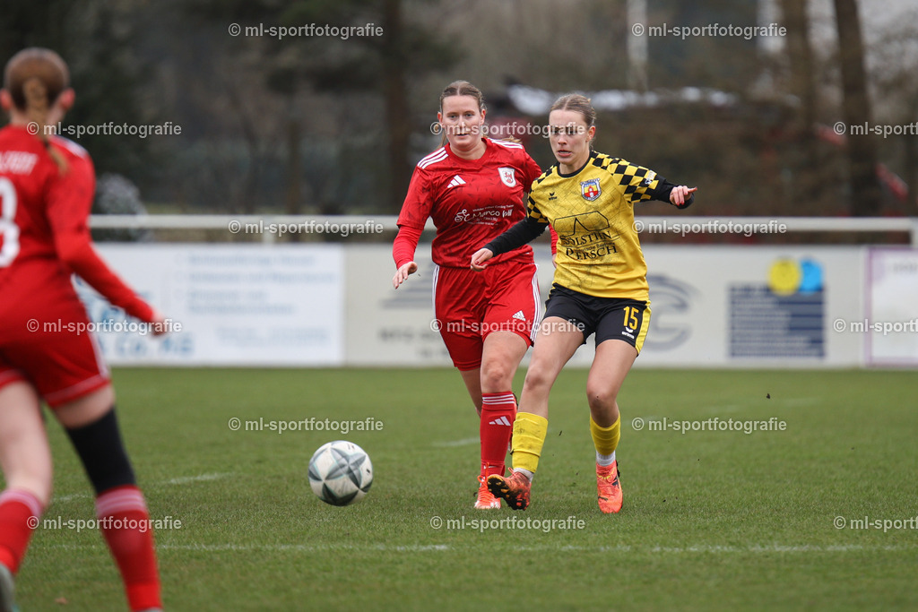 Fußball I Frauen I Saison 2025/2026 I Oberliga Schleswig-Holstein I 14. Spieltag I SV Frisia 03 Risum-Lindholm - SV Wahlstedt | ml-sportfotografie - Realisiert mit Pictrs.com