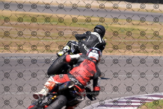 26bt04-1913 | markuskiefer.com - Realisiert mit Pictrs.com