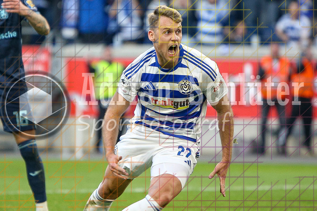 22.03.2026, GER, Fussball, Herren, 3. Liga, Saison 2025/2026, MSV Duisburg - 1860 München | Thilo Töpken (MSV Duisburg) Torjubel, jubelt nach seinem Treffer zum 2:1 