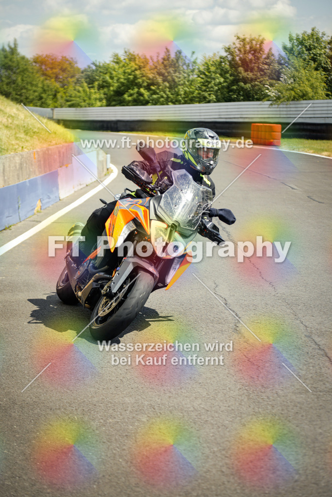 OBK_Mai_Volker_Adam-10956 | Hier findet Ihr Bilder von Touristenfahrten auf der Nürburgring Nordschleife oder von anderen Veranstaltungen die ich besucht habe. Viel Spass beim Durch Schauen 