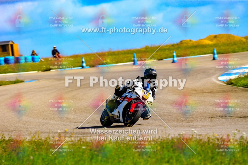 016-5157 | Hier findet Ihr Bilder von Touristenfahrten auf der Nürburgring Nordschleife oder von anderen Veranstaltungen die ich besucht habe. Viel Spass beim Durch Schauen 