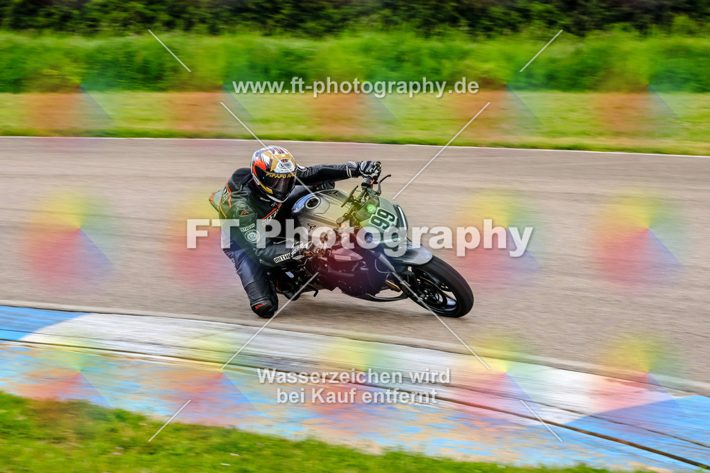 MotoTeam-9491 | Hier findet Ihr Bilder von Touristenfahrten auf der Nürburgring Nordschleife oder von anderen Veranstaltungen die ich besucht habe. Viel Spass beim Durch Schauen 